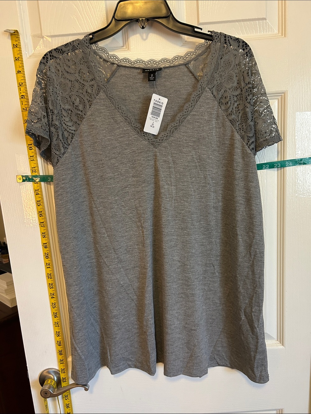torrid Gray V-Neck Tee with Lace Raglan Sleeves